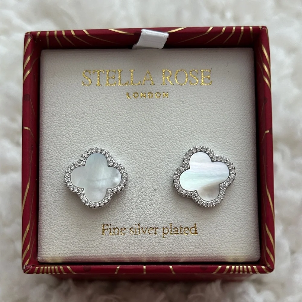 Silver and White Clover Earrings - Picture 1 of 5